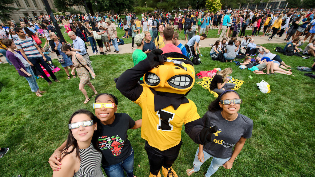 Students view the 2017 solar eclipse
